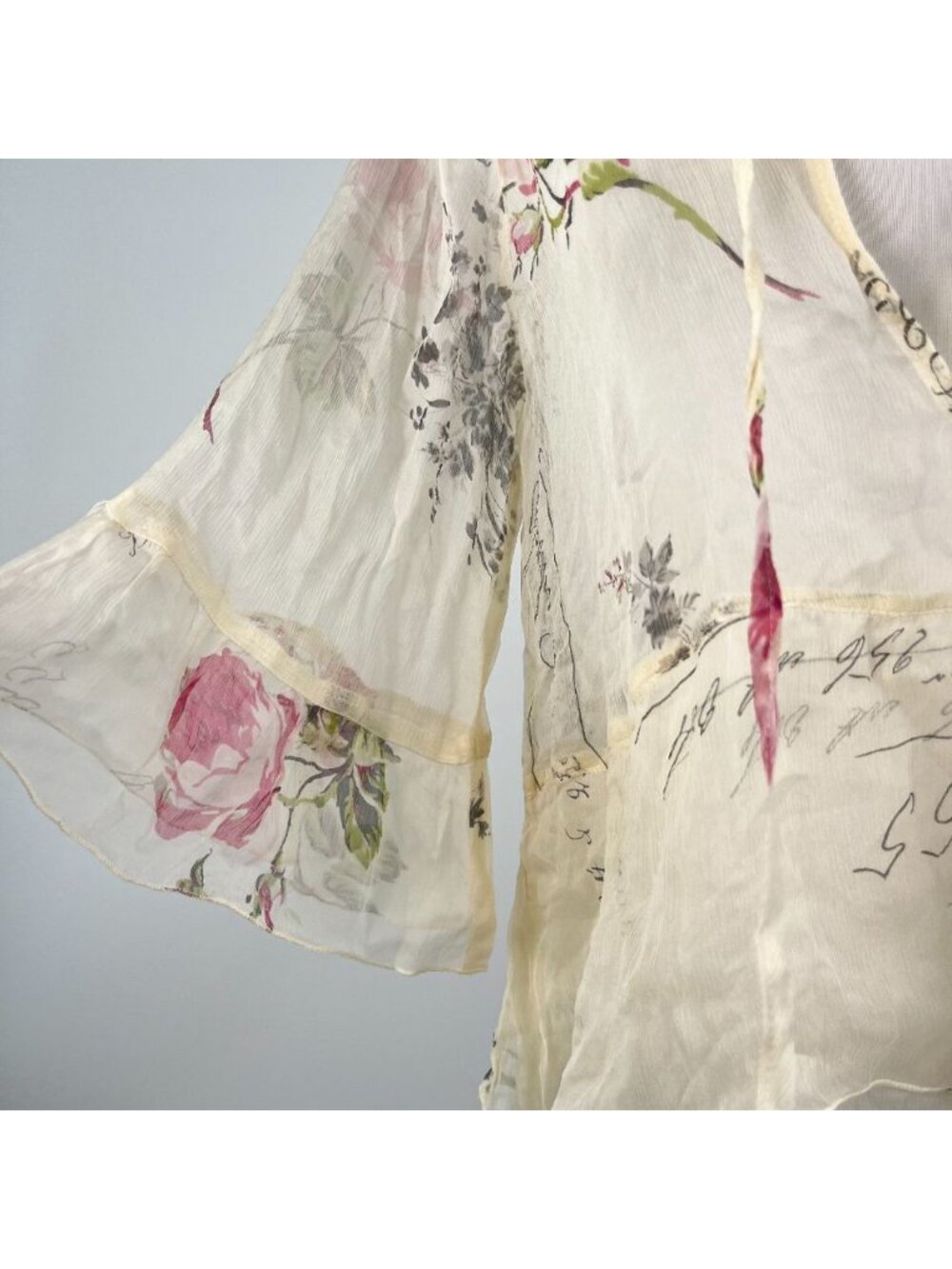 NWOT Johnny Was Silk Floral V-Neck Tiered Blouse Cream Size S - Picture 5 of 12